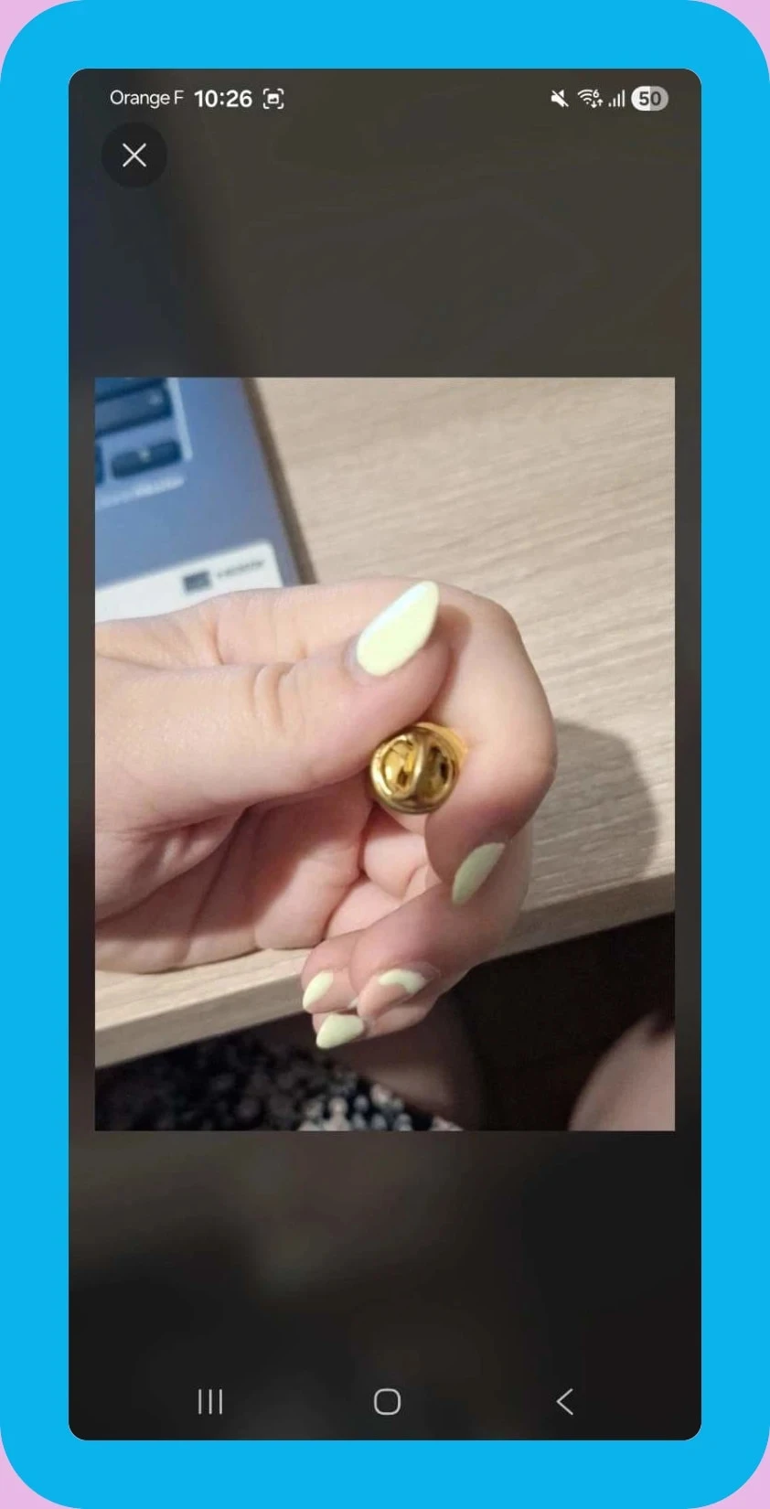 Pin de copos de nieve dorado / Broche dorada de invierno – photo 2